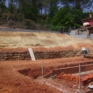 Excavaciones Laron