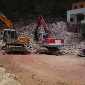 Excavaciones Laron