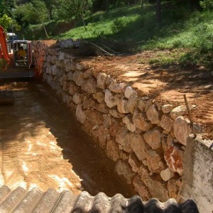 Excavaciones Laron