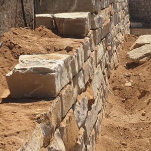 Excavaciones Laron